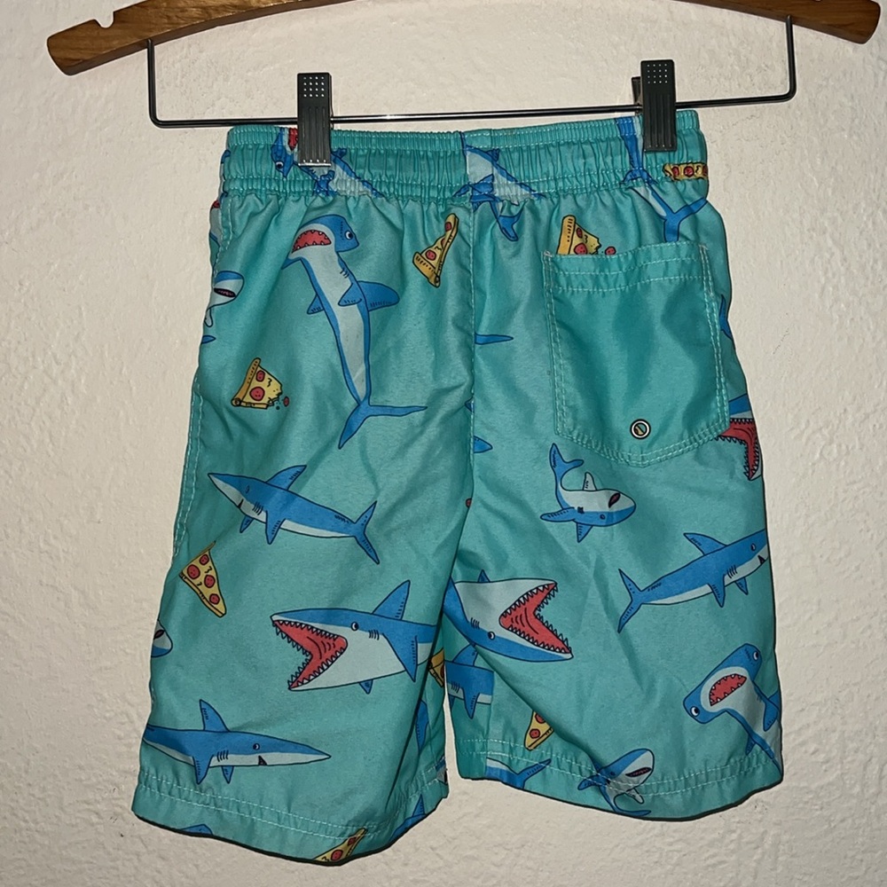 Carter's 6 swimsuit trunks Rashguard Set pizza sharks - Picture 5 of 6